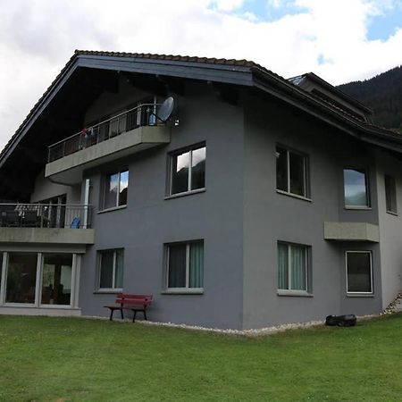 Ferienwohnung Fuer 5 Personen In Cumpadials, Inmitten Der Surselva Sumvitg المظهر الخارجي الصورة