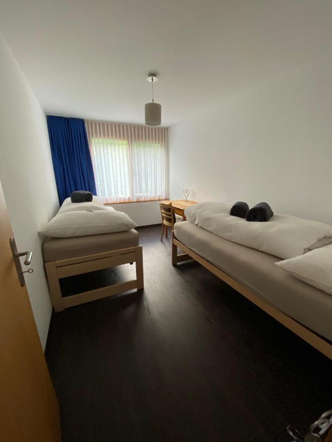 Ferienwohnung Fuer 5 Personen In Cumpadials, Inmitten Der Surselva Sumvitg المظهر الخارجي الصورة
